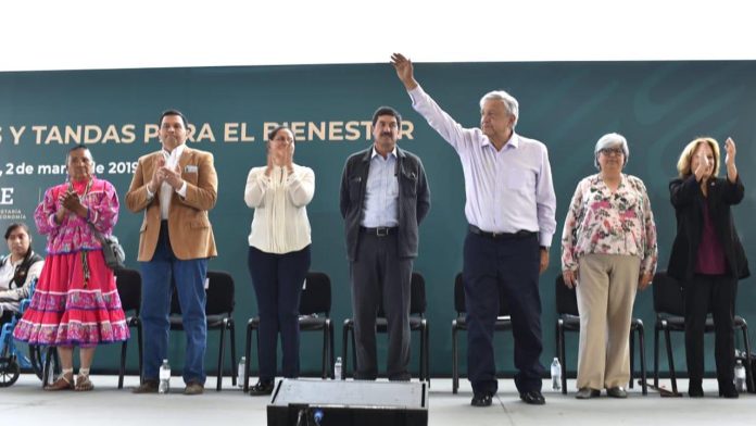 Andrés Manuel López Obrador inicia entrega nacional de un millón de microcréditos en Tandas del Bienestar
