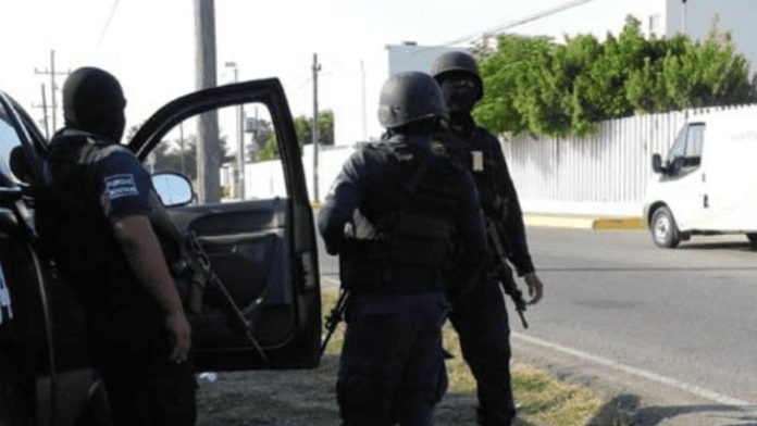 Arrestan a varios ligados con “El Marro”, entre ellos un policía federal