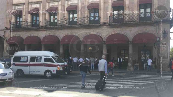 Por despidos, retoman paro de brazos caídos en hotel Virrey de Mendoza
