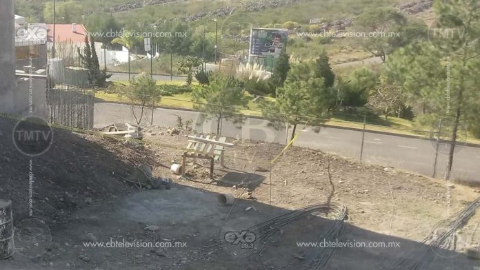Anciano es encontrado muerto en terreno baldío de Morelia