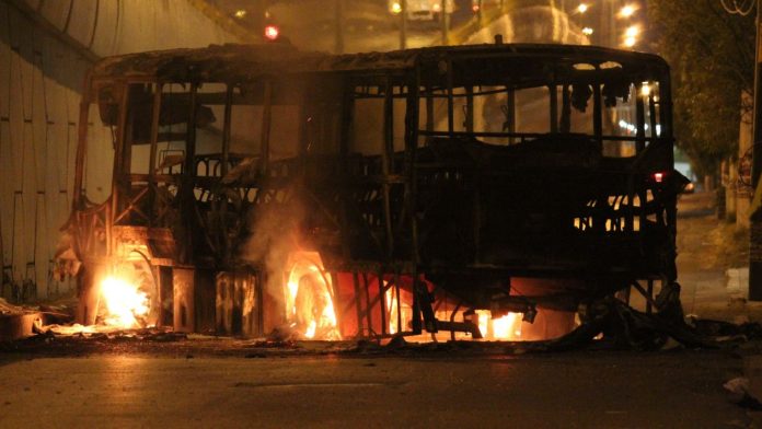 Pobladores de Guanajuato protegen a huachicoleros a cambio de dinero