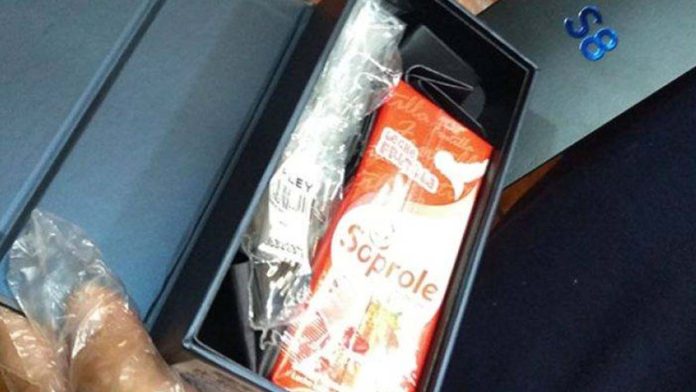 Compra un Samsung Galaxy y recibe una caja de leche