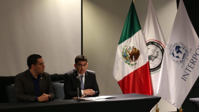 Desarrollan FGR e INTERPOL estrategias para combatir crimen farmacéutico