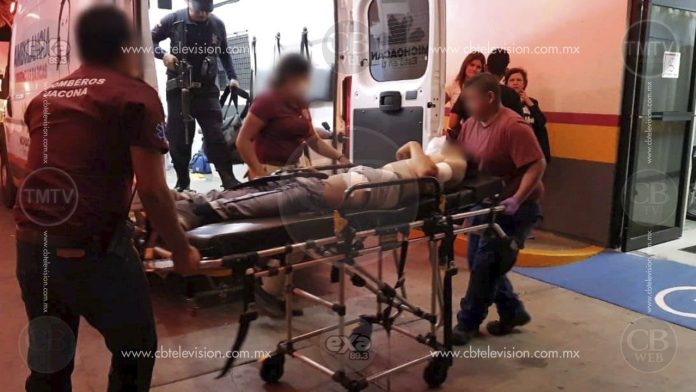 Joven de 18 años es baleado mientras caminaba por calles de Jacona
