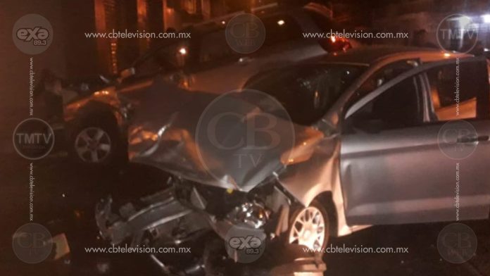 Muere una persona en choque, otros tres resultan heridos en Uruapan 