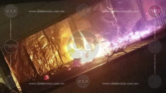 Se incendia rosticeria en Zitácuaro