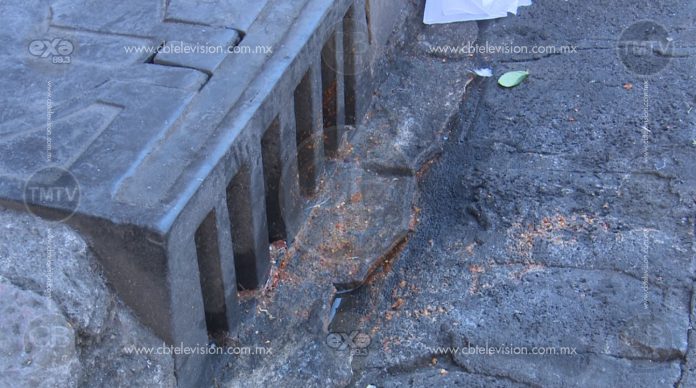 Aumento de indigentes se refleja en uso de portales de Morelia como baño público