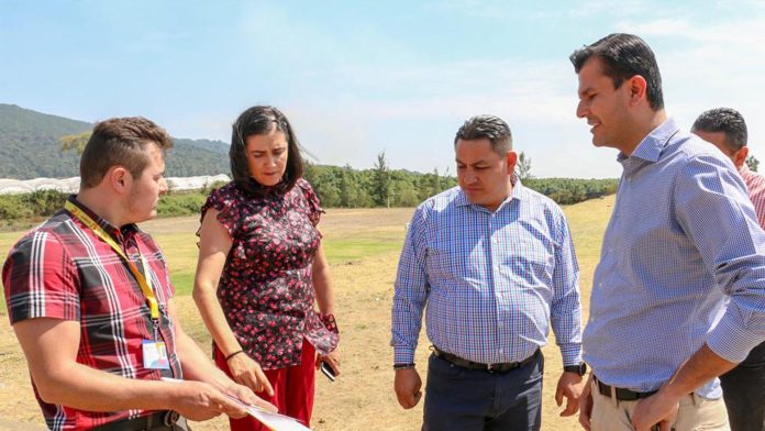 Evalúan autoridades municipales terreno para cuartel de la Sedena