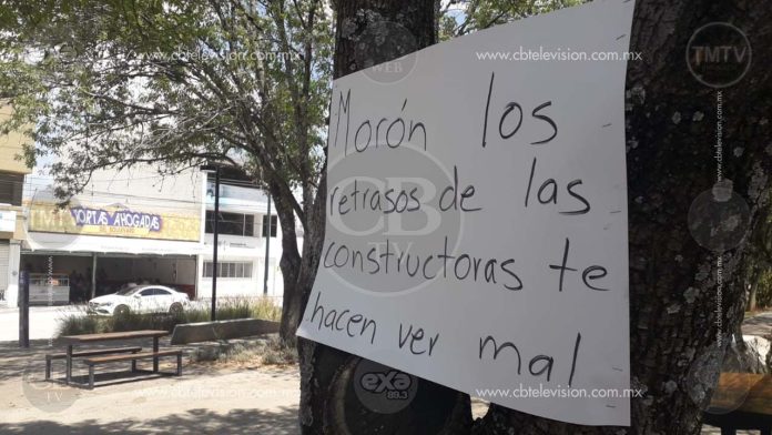 Retraso en obras hace 