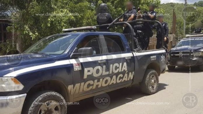 Policías logran dar con el escondite de ladrones, recuperan camioneta y moto robadas