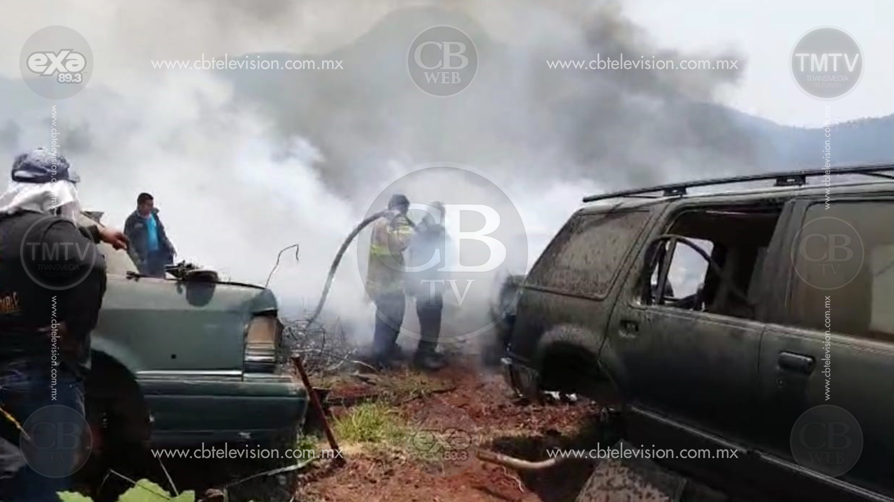 Se incendia deshuesadero en Zitácuaro Se incendia deshuesadero en Zitácuaro