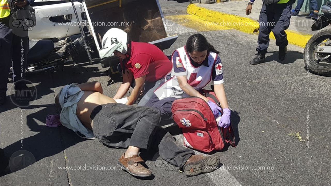 Hombre de la tercera edad sufre accidente a bordo de una motocicleta en Zamora 