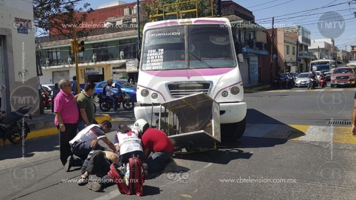 Hombre de la tercera edad sufre accidente a bordo de una motocicleta en Zamora 