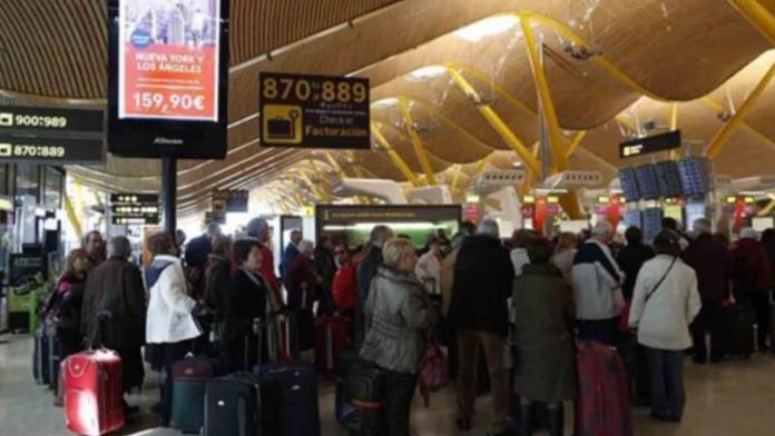Acuchillan a joven mexicana en el aeropuerto de Madrid