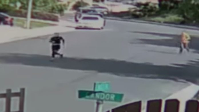 Mujer recibe 20 puñaladas para distraer a hombre y evitar que su hija saliera herida