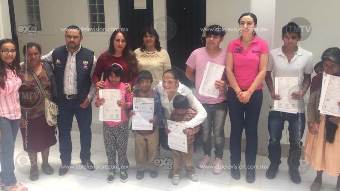 No tenían acta de nacimiento ni documentación desde que nacieron