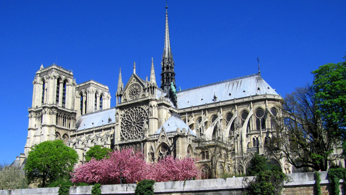 Las dos leyendas de la catedral de Notre Dame