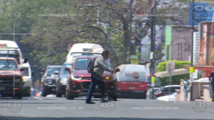 Morelianos denuncian cruce peligroso en Ventura Puente