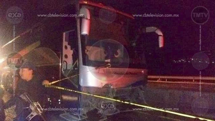 Tres muertos y un herido deja aparatoso choque en la “Siglo XXI”