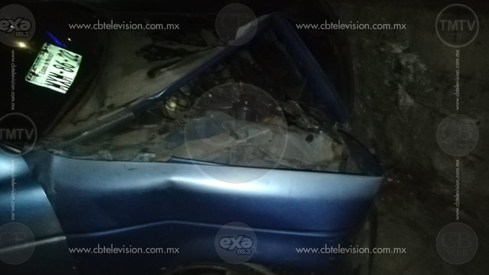 Ebrio choca contra una barda