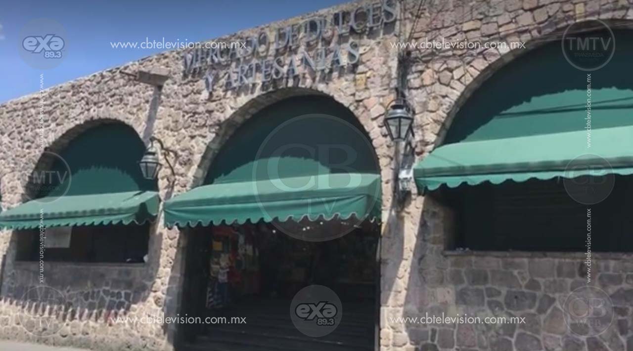 Locatarios del mercado de dulces y artesanías sin apoyo para Semana Santa Locatarios del mercado de dulces y artesanías sin apoyo para Semana Santa