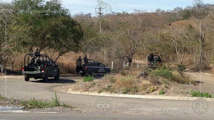 Recuperan vehículo que fue robado con violencia, en el municipio de Ario