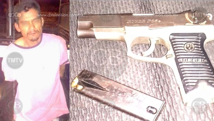 Policías de Tarímbaro no tienen armas, pero delincuentes si, detienen a uno con pistola