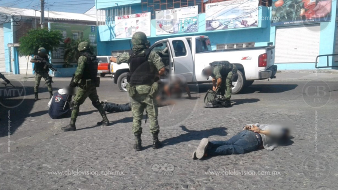 Arrestan a cuatro tras enfrentamiento con militares