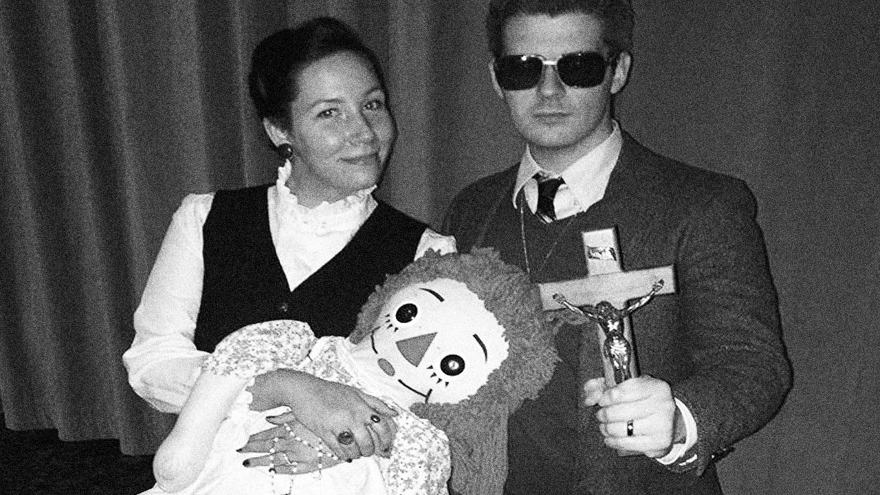 Muere la investigadora de sucesos paranormales Lorraine Warren, a los 92 años Muere la investigadora de sucesos paranormales Lorraine Warren, a los 92 años