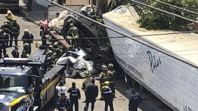 VIDEO: Momento en que persecución de tráiler deja cuatro muertos en Santa Fe
