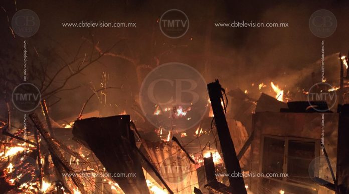 Se incendian 15 viviendas de paracaidistas