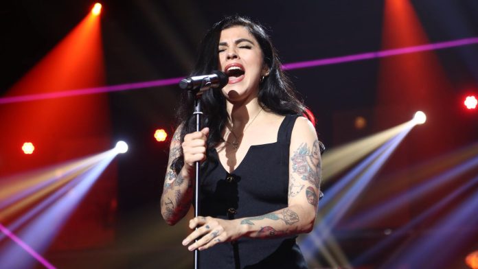 VIDEO: Abuchean a Moon Laferte y ella contesta con groserías
