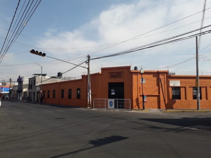 Semáforos descompuestos, un peligro para estudiantes