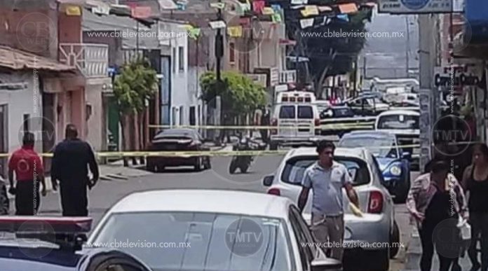 Albañil es asesinado frente a sus dos hijos, los acababa de recoger de la escuela