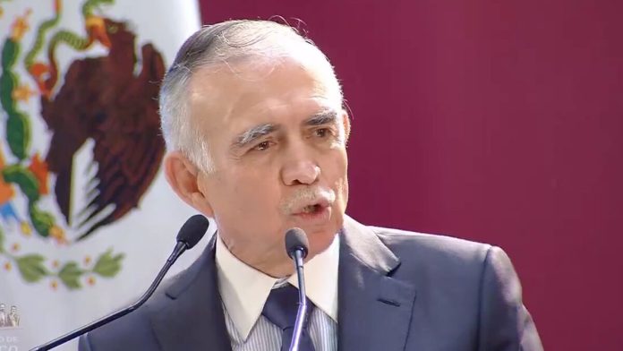 Atorón económico, solo una “cachetadita”: Alfonso Romo
