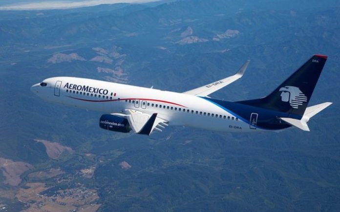 Japonés muere en vuelo que salió de la CDMX tras ingerir más de 200 paquetes de cocaína