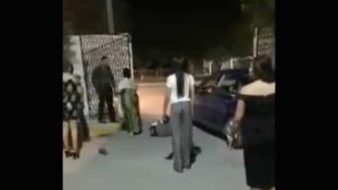 VIDEO: Se desata batalla campal en boda; familiares del novio vs. los de la novia
