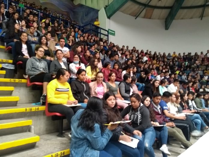 Solo el 70 por ciento de los aspirantes ingresan a la UMSNH