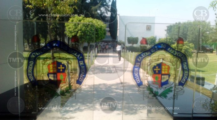 Movimiento de Aspirantes y Rechazados toman Rectoría de la UMSNH