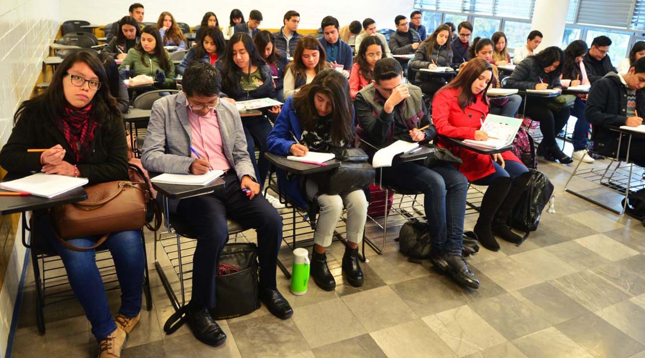 83 universidades de AMLO ya imparten clases en México 83 universidades de AMLO ya imparten clases en México