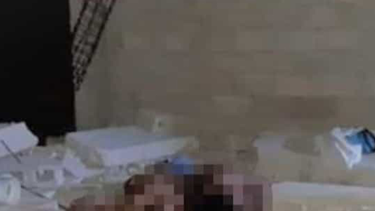 Mientras dormía pareja muere aplastada por una barda Mientras dormía pareja muere aplastada por una barda