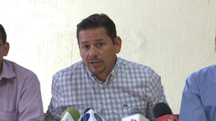 Sindicatos de Educación Media Superior y Superior exigen el regreso de 70 trabajadores despedidos