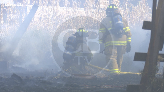 Incendio en bodega de plásticos moviliza a bomberos