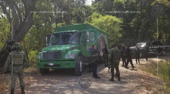 Policías y soldados recuperan camión con reporte de robo en Buenavista