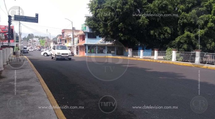 Sin funcionar los semáforos en calle Cuautla