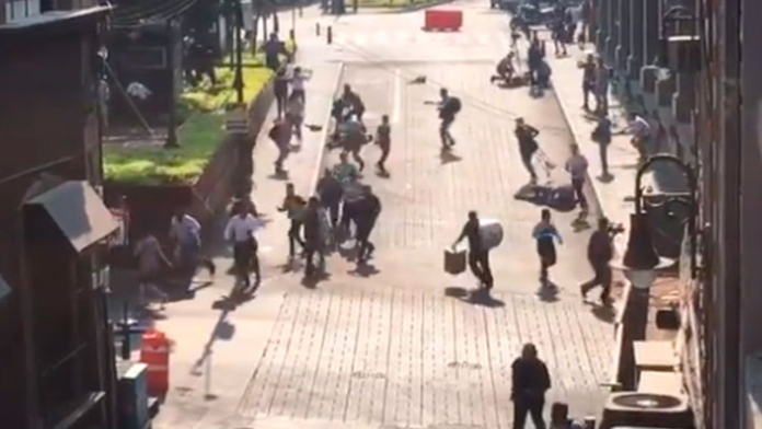 Videos: Balean a manifestantes en pleno centro de Cuernavaca; dos muertos