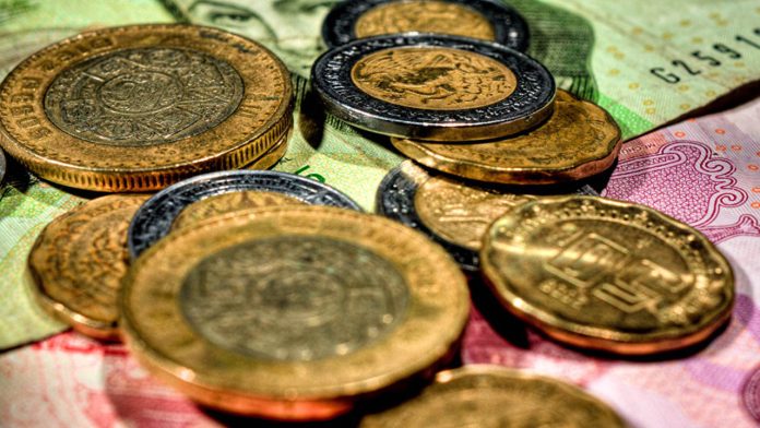 Salario mínimo es cinco veces mayor en Estados Unidos que en México