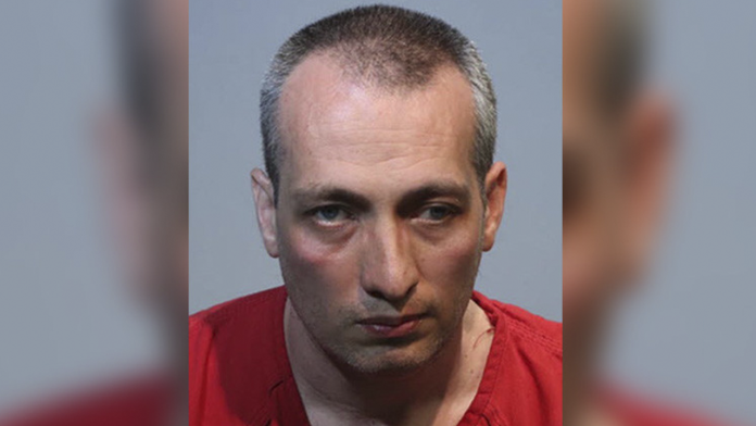 Detienen a empleado de Disney por intentar tener sexo con una niña