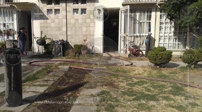 Flamazo en tanque de gas causa daños en un domicilio de Morelia