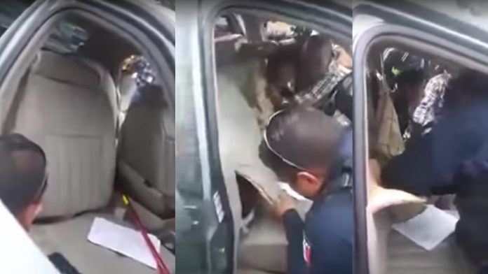 Intentaban cruzar la frontera escondidos entre los asientos de un auto